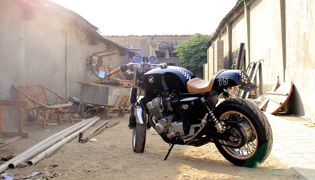 honda_cafe_racer_03.jpg