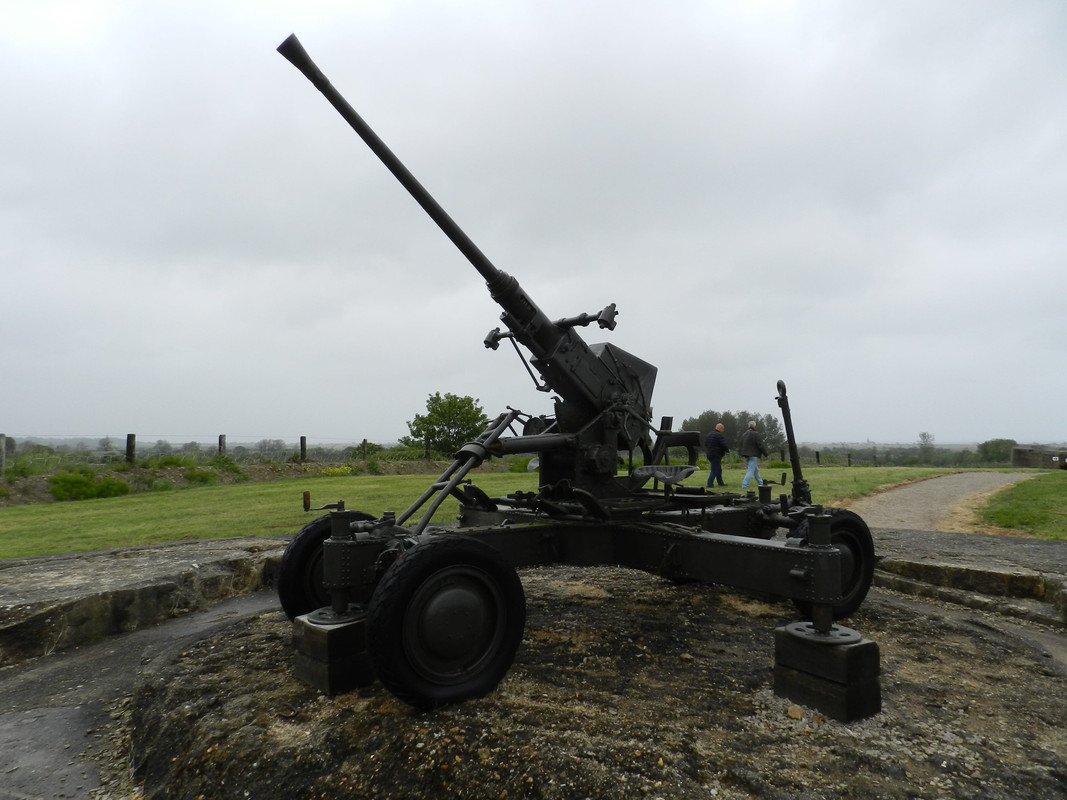 Fosas para cañones de 155 mm
