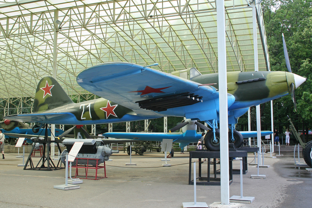 Ilyushin Il-2 se encuentra en el Moscow Museum of the Great Patriotic War