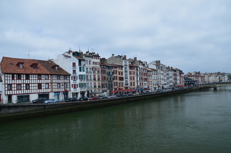 BAYONA-10-7-2016 - Francia y sus pueblos-2016/2022 (24)
