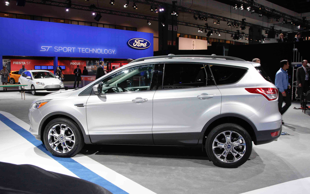 Багажник (бокс) на крышу, попереречины Ford Kuga (Форд Куга)