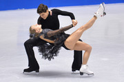 Piper_Gilles_ISU_Grand_Prix_Figure_Skating_EC9_GV